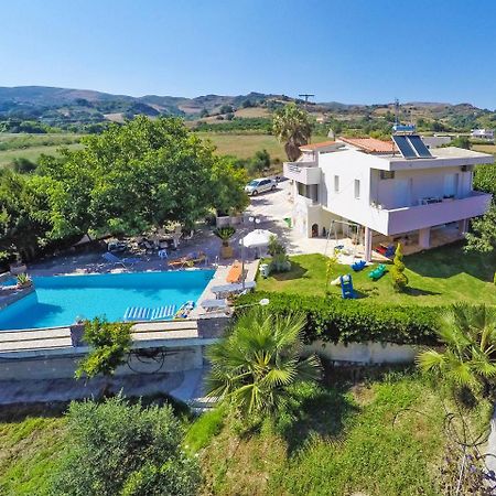 Eleana Villa Angouselianá Exteriör bild