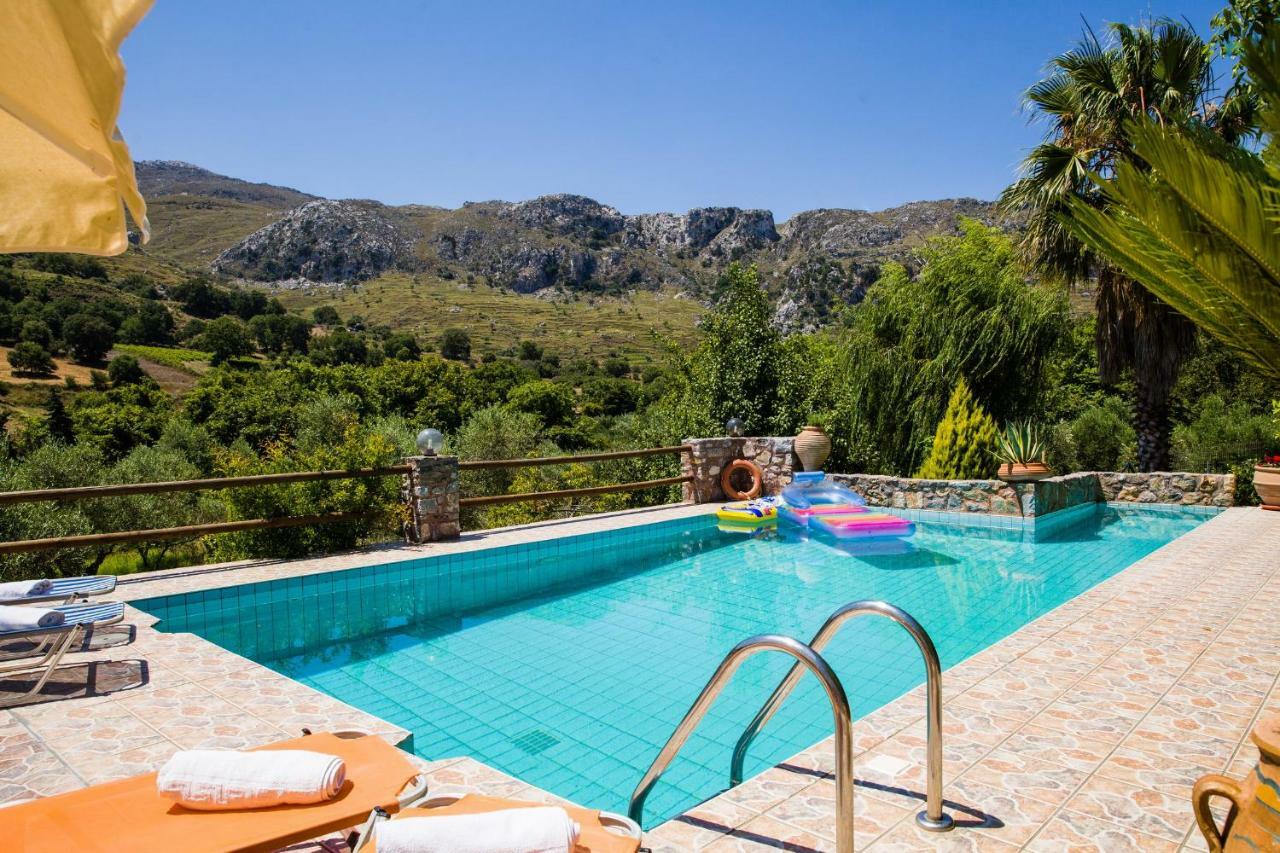 Eleana Villa Angouselianá Exteriör bild