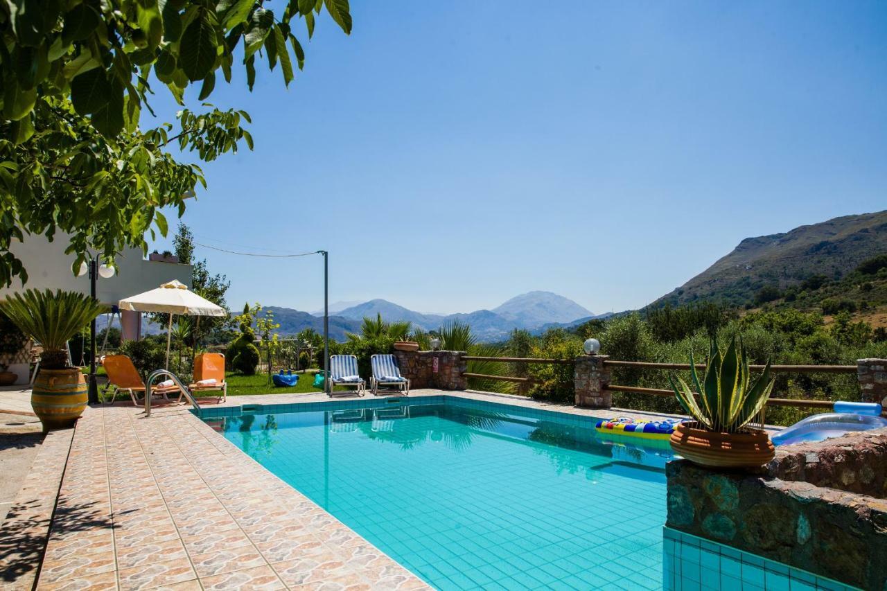 Eleana Villa Angouselianá Exteriör bild