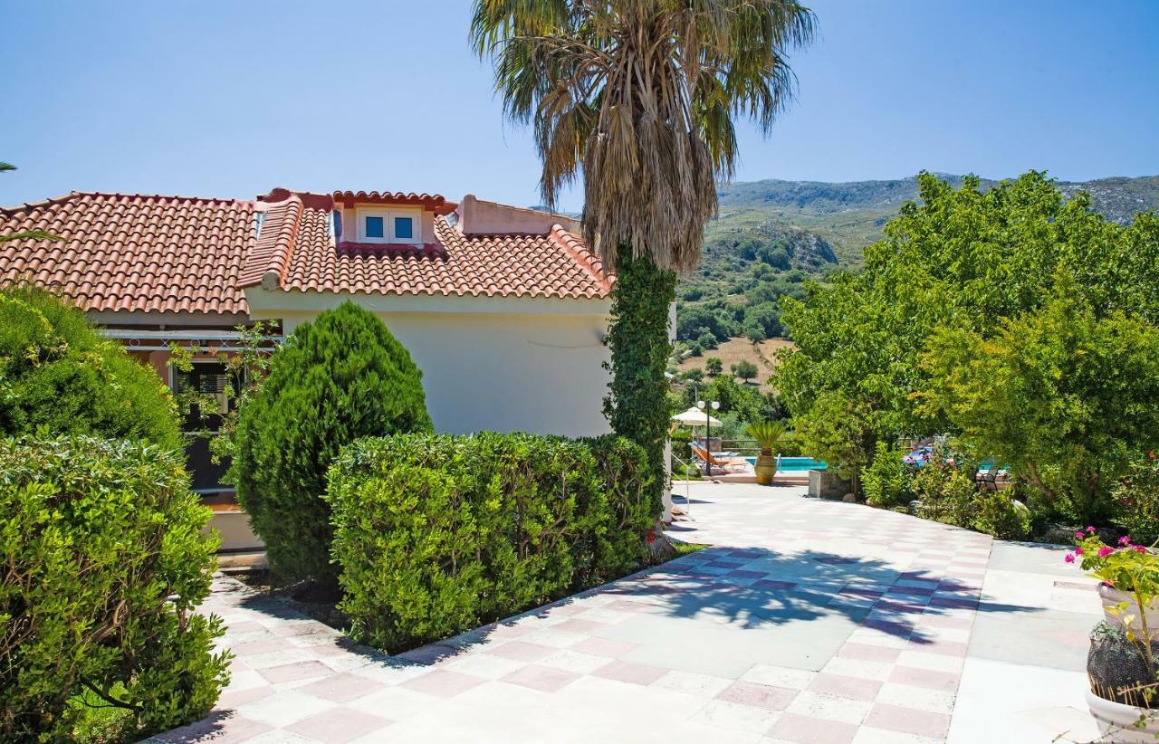 Eleana Villa Angouselianá Exteriör bild