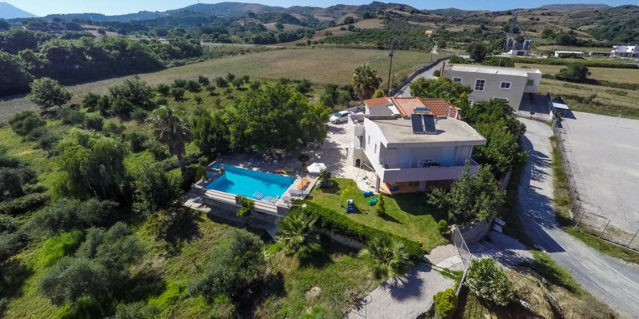 Eleana Villa Angouselianá Exteriör bild