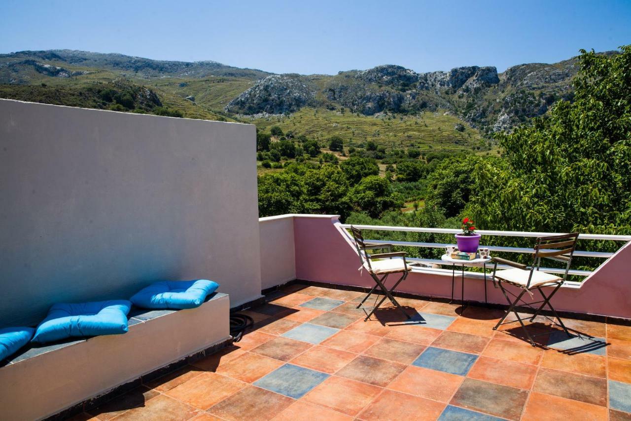 Eleana Villa Angouselianá Exteriör bild