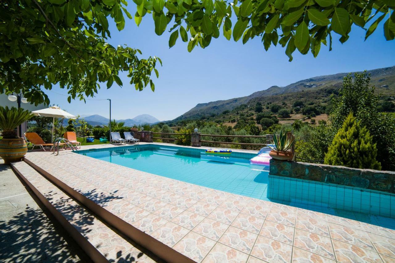 Eleana Villa Angouselianá Exteriör bild